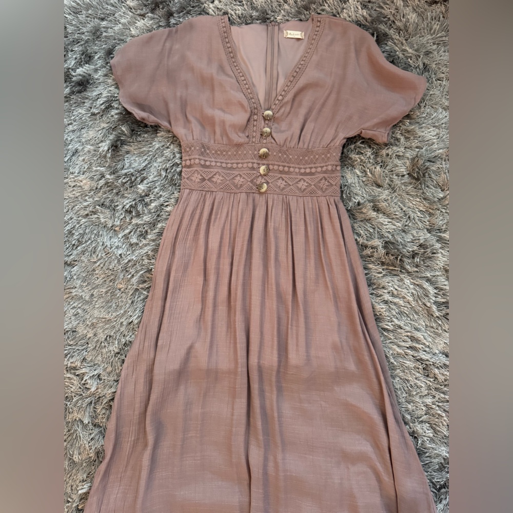 Alter’d State Mauve Lace-Trimmed Maxi Dress - Picture 9 of 16